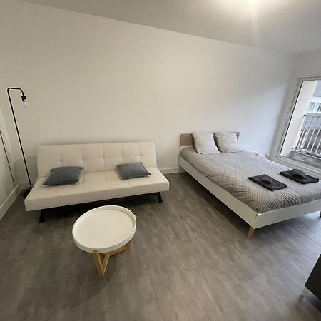 Logement Neuf A Proximite Du Centre Ville Avec Parking Limoges Exterior foto